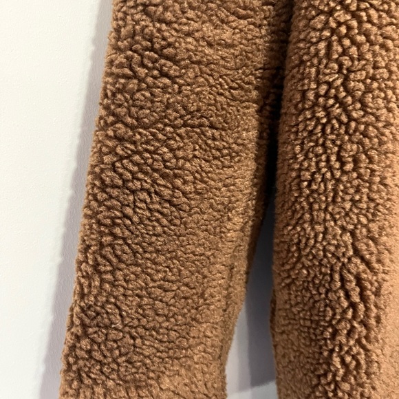 Missguided Teddy Coat - Picture 3 of 4